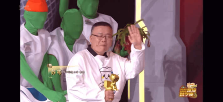 不粘马桶终于被发明出来了 华中科大太会了！照搬猪笼草的丝滑原理，靠3D打印+硅油