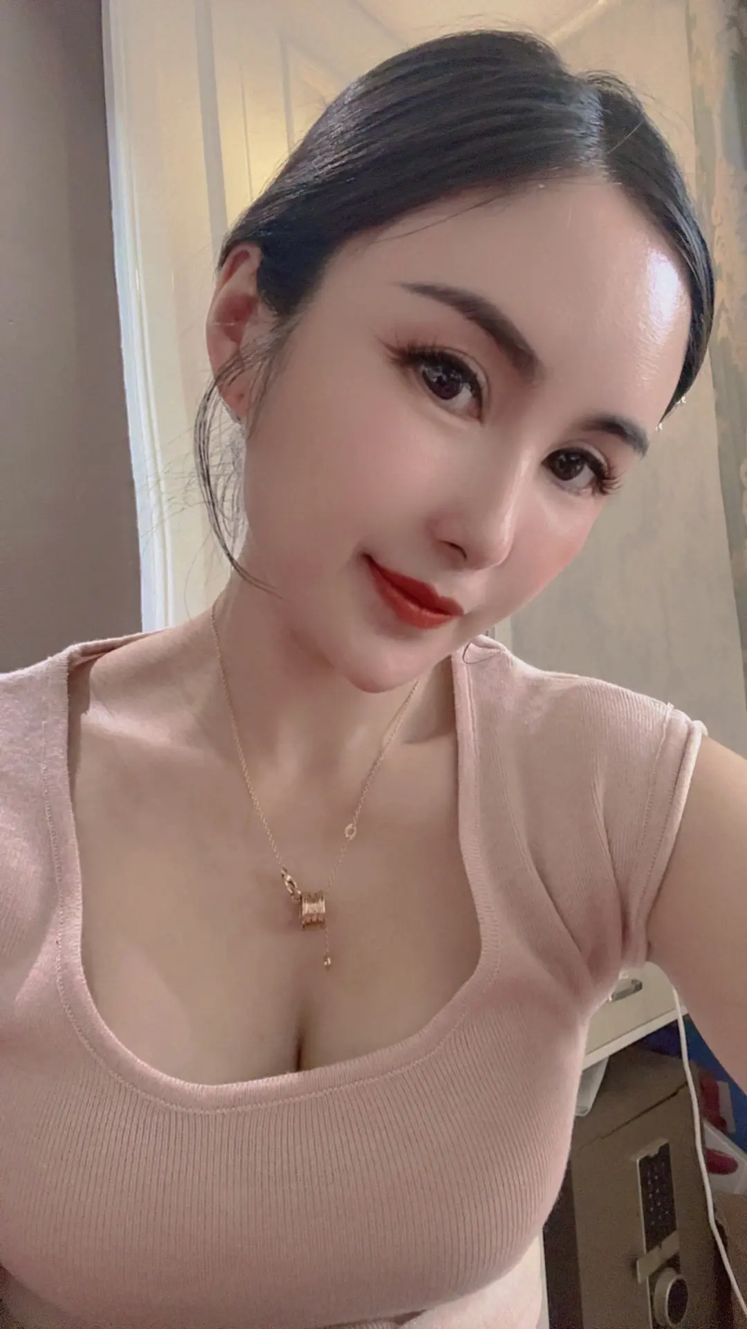 钝感力真的逐渐在增强 懒得说话 懒得解释 懒得去维持任何一段关系 懒得...