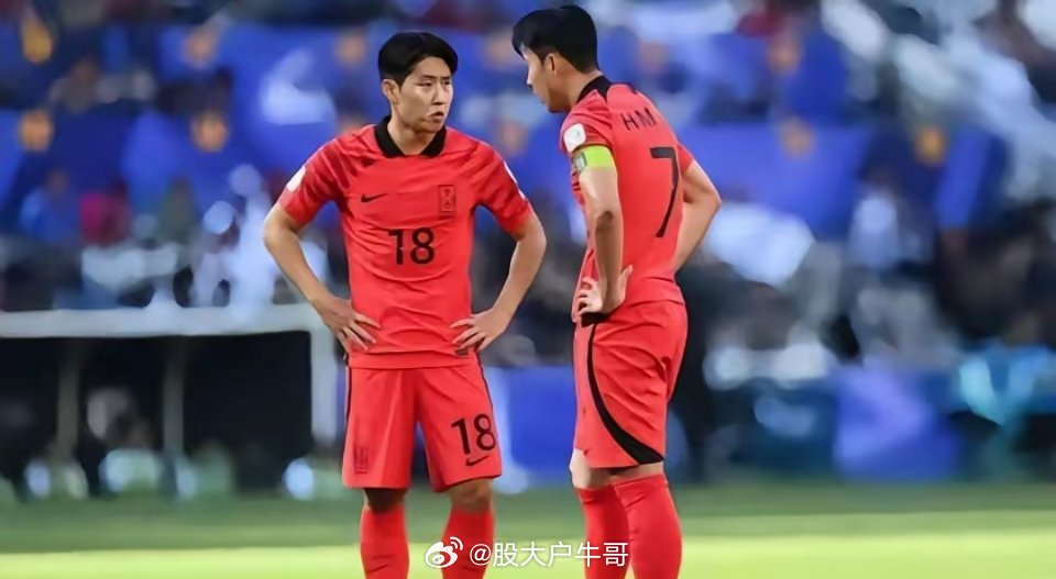 韩媒：韩国耻辱出局，比淘汰更扎心的是扛不住中国球迷嘲讽韩媒认为：可比起小组出局，