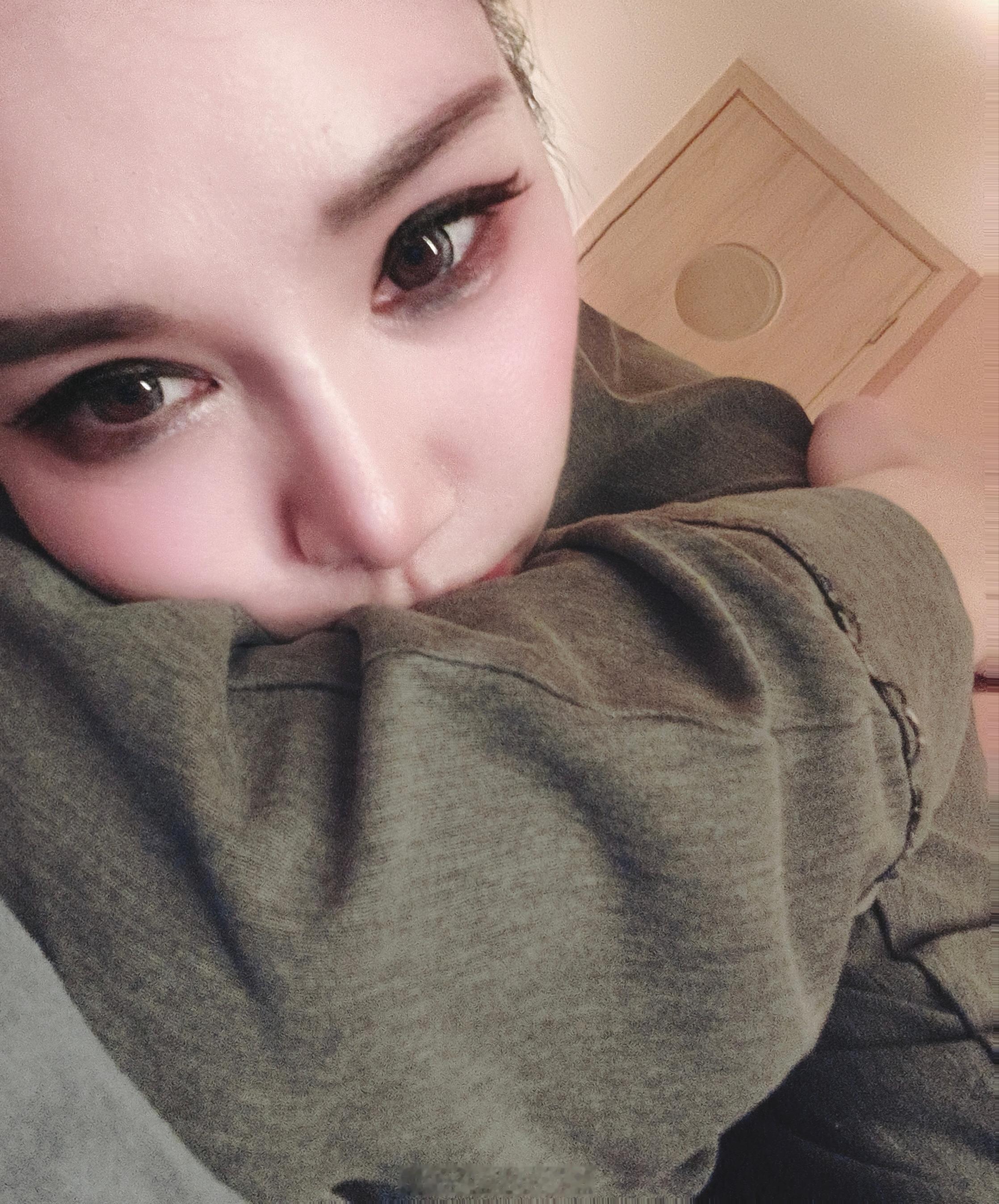 已经躺下了，等待按摩ing手机随手拍发现生活中的小美好