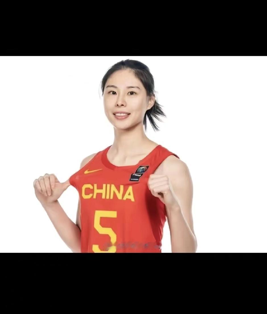 祝贺！王思雨国际篮联参选斩获佳绩
 
热烈祝贺中国女篮核心后卫王思雨，在国际篮联
