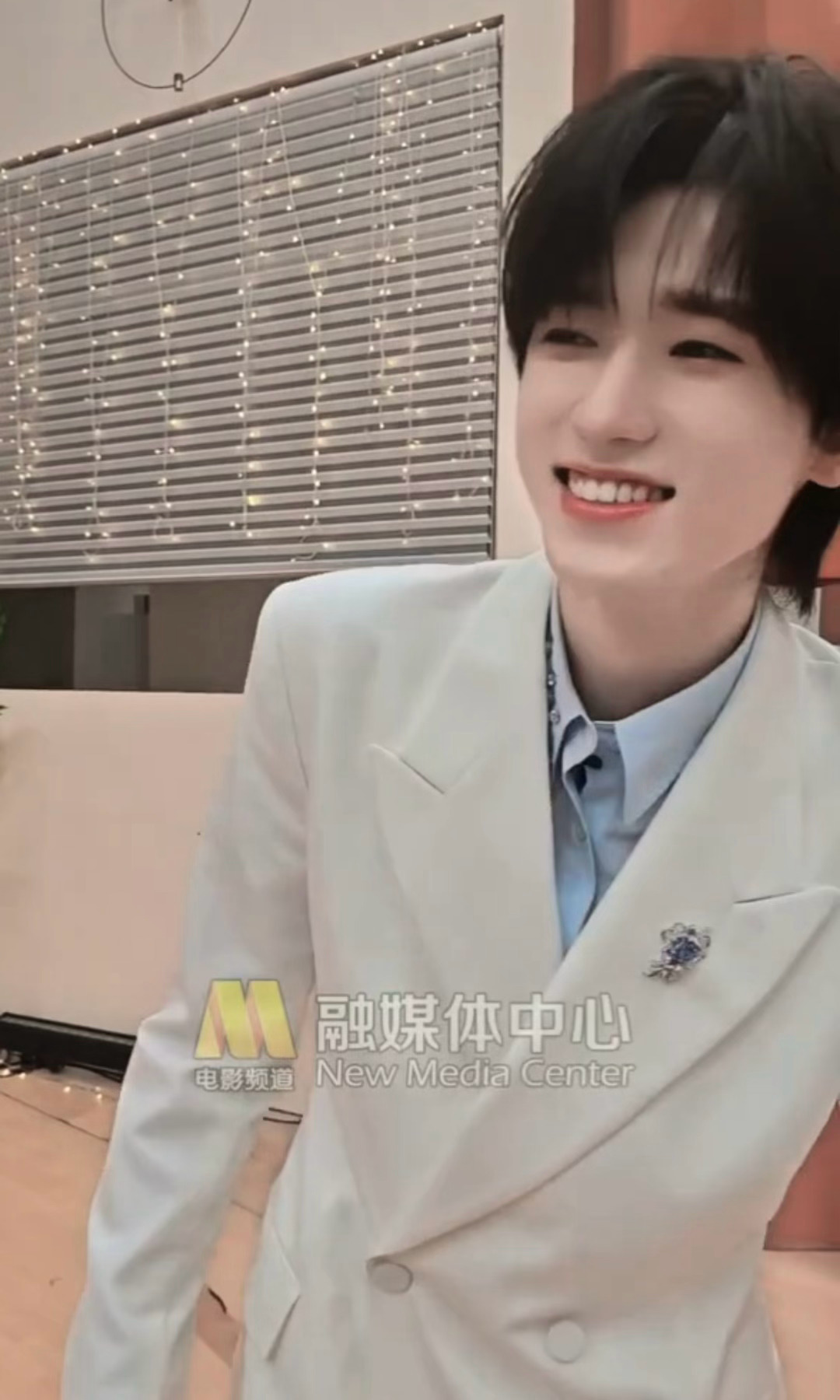 好幸福的笑容😆 