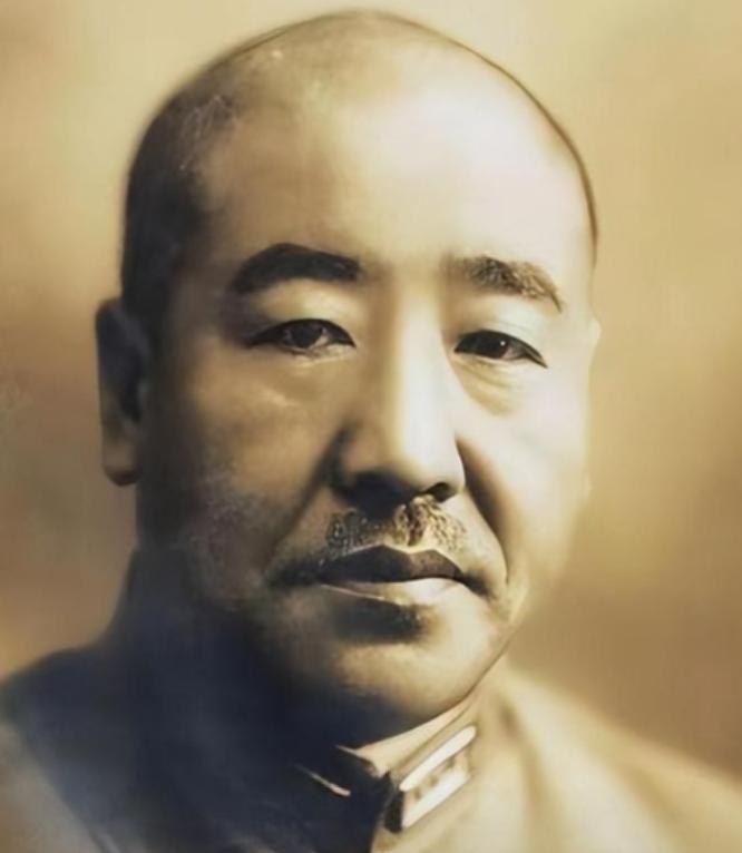 1943年庞炳勋投降日寇，为表忠心竟用铡刀残杀36名被俘八路军，将遗体抛入枯井，