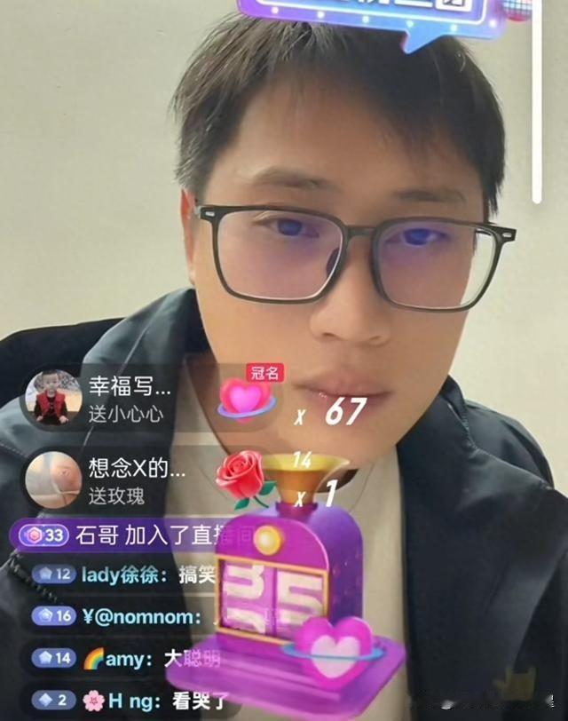 昨晚饭局，一位刚找到失散儿子的大叔喝多了说：人这辈子，真像一场梦。

他儿子，就