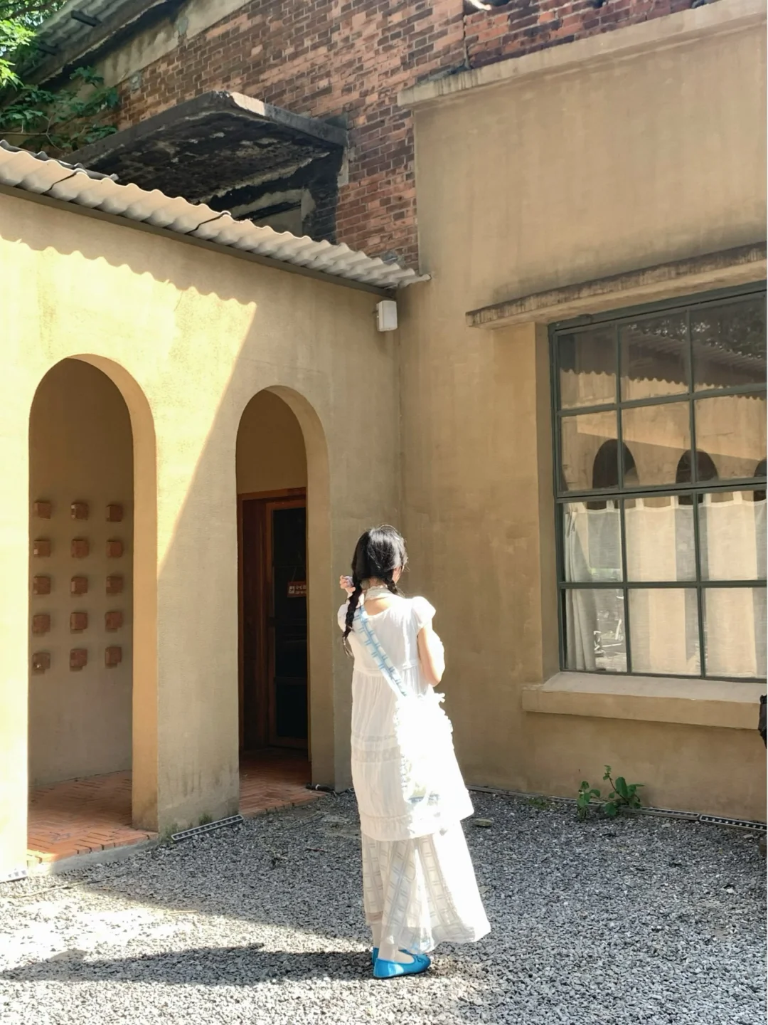 🫧存几个🦋夏日蓝色氛围感拍照姿势