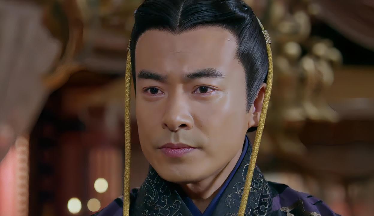 汉景帝后裔刘玄一手好牌，打的稀烂。

王莽的脑袋被人提到他面前那天，刘玄坐在堂上