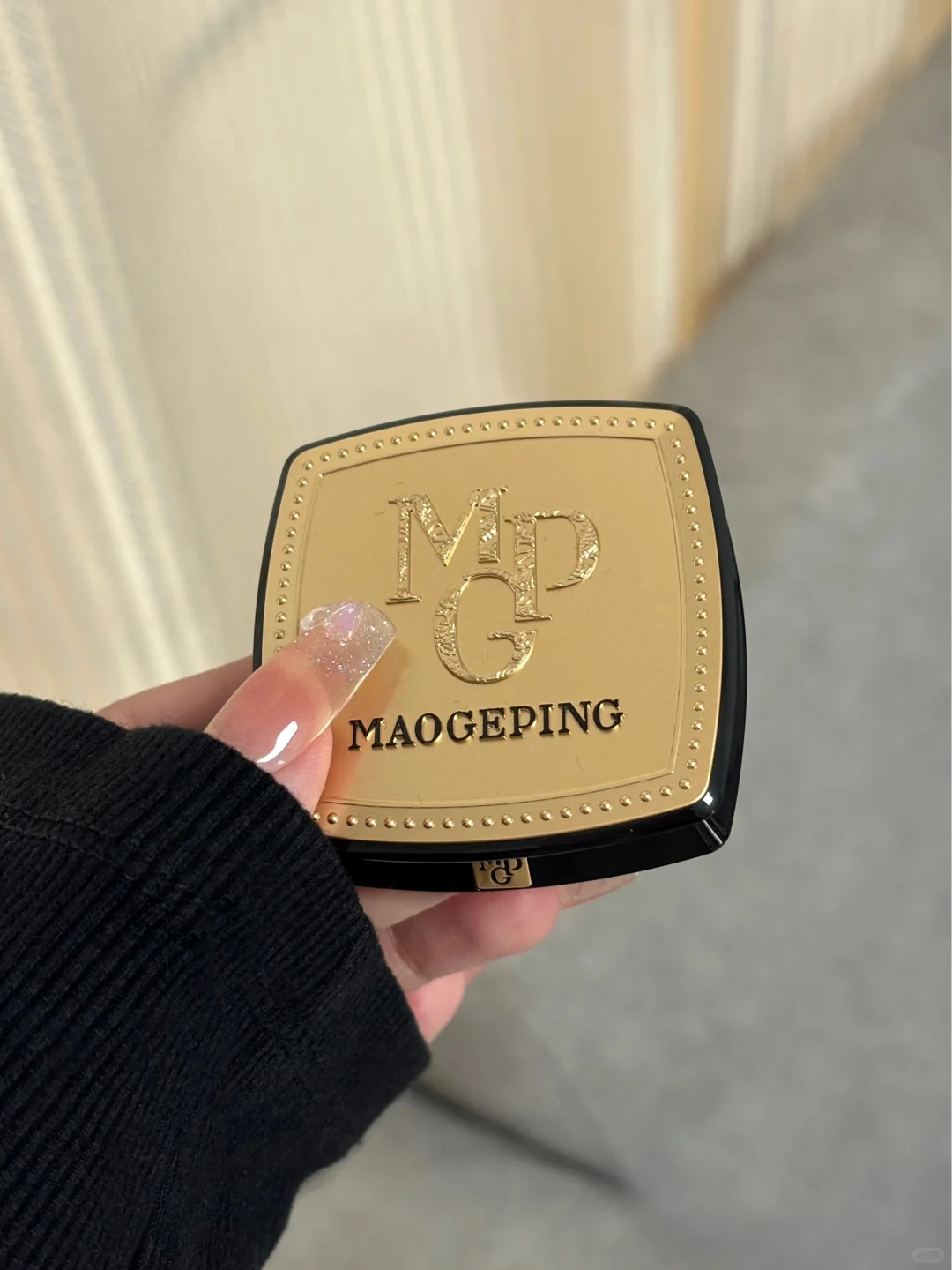 靠！！！真的掉落了！！！