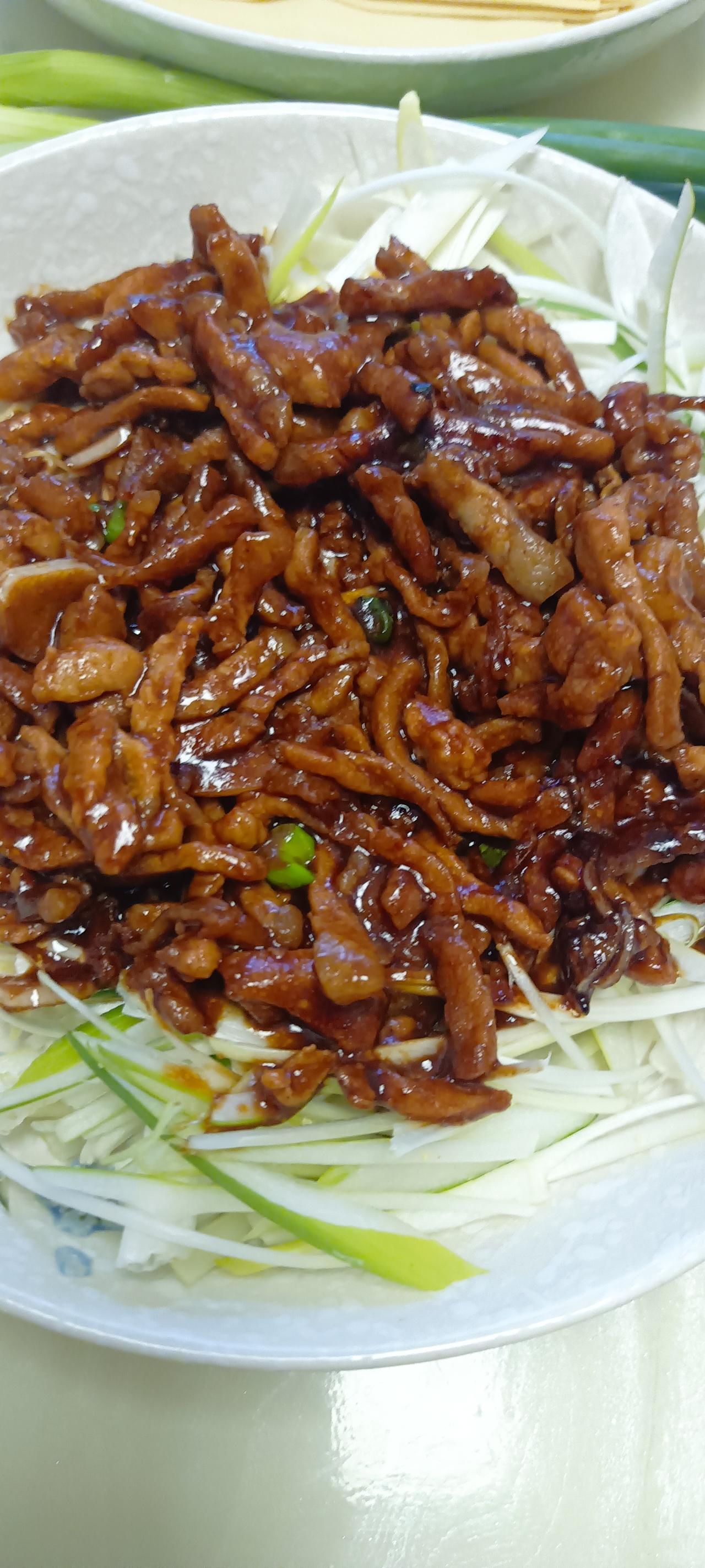 江山易改本性难移！
你们见过这么挑食的吗？
由于我俩闹矛盾了，我就想改改他的脾气