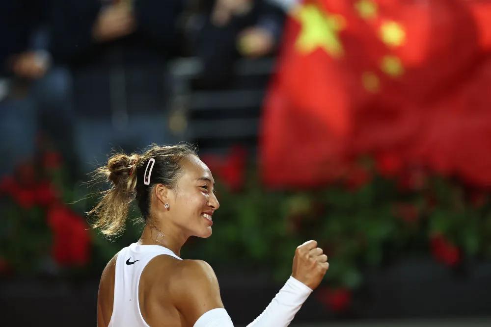 北京时间5月14日，WTA1000罗马站传来捷报，中国金花郑钦文直落两盘击败头号