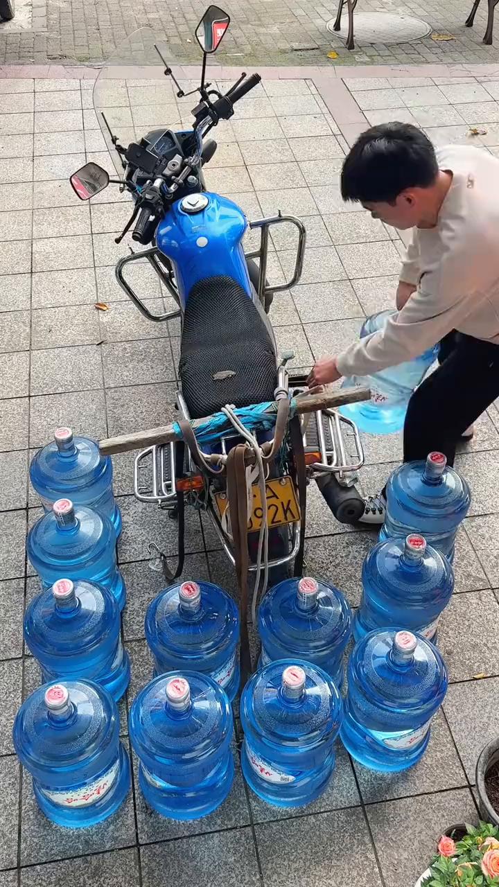 这辈子跟霉了。