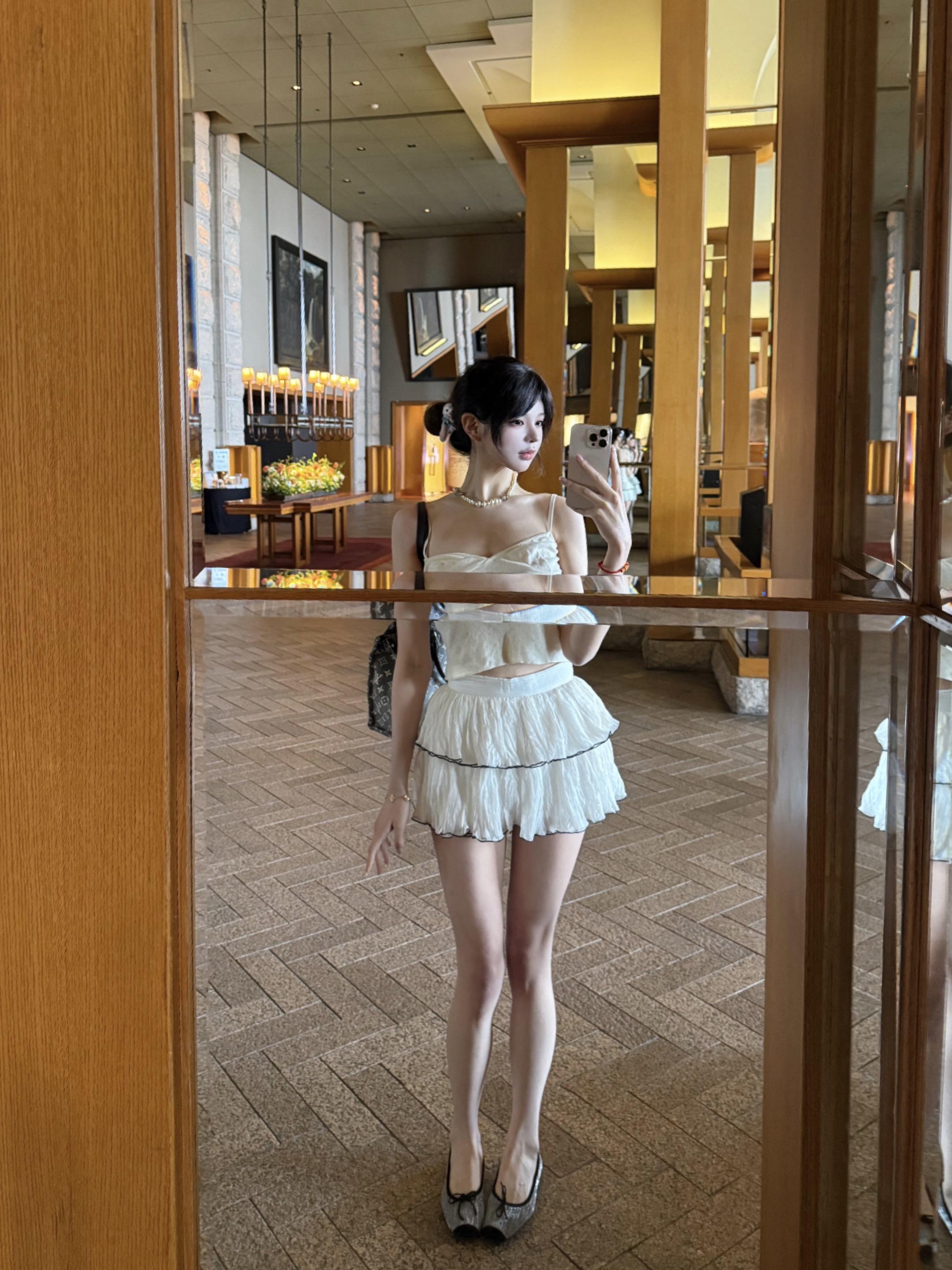 明明我更可爱吧 你不准再和她玩了😭
