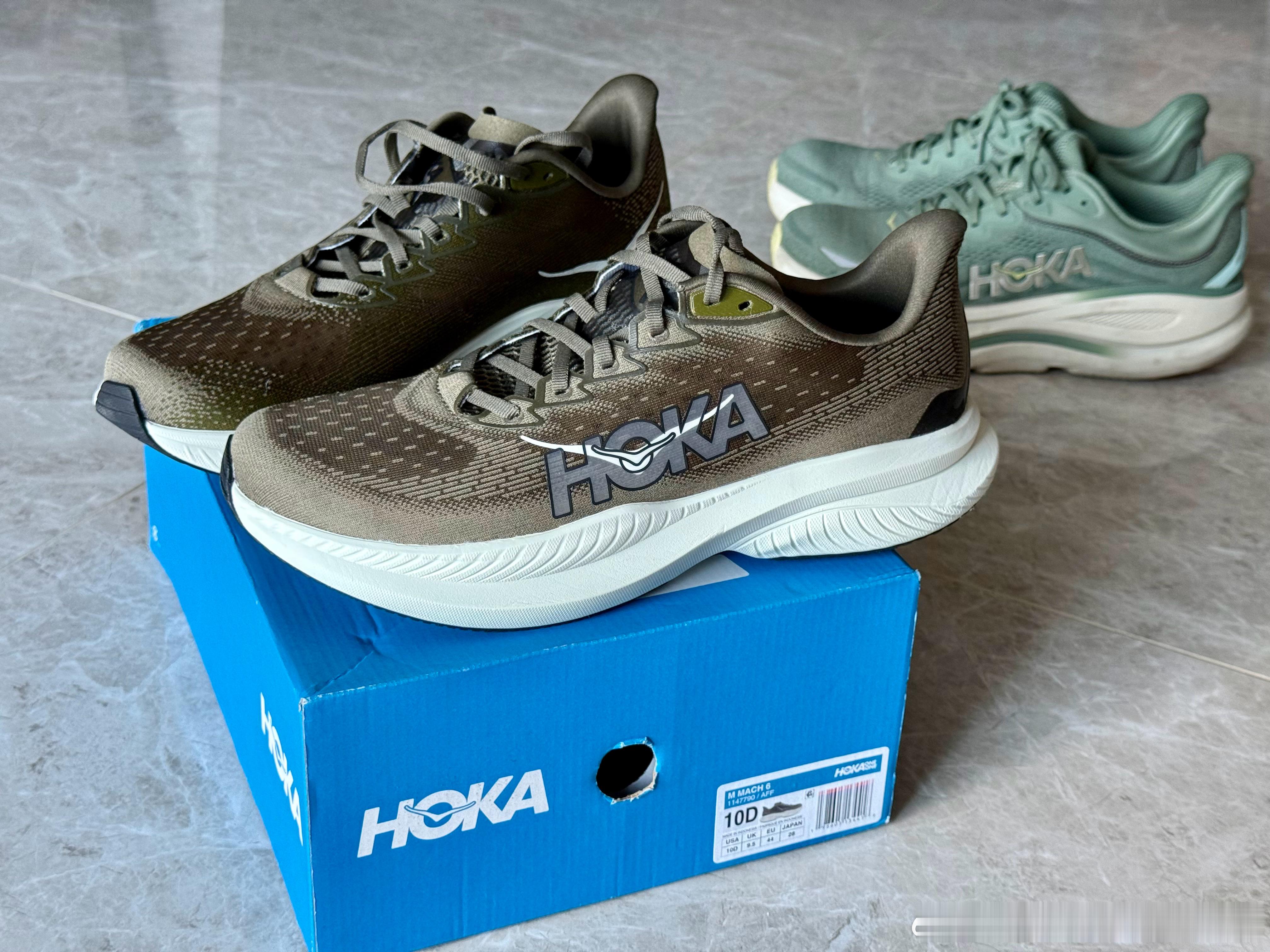 卖了一双Air force 1，又买了一双Hoka自从去年被朋友安利Hoka这个