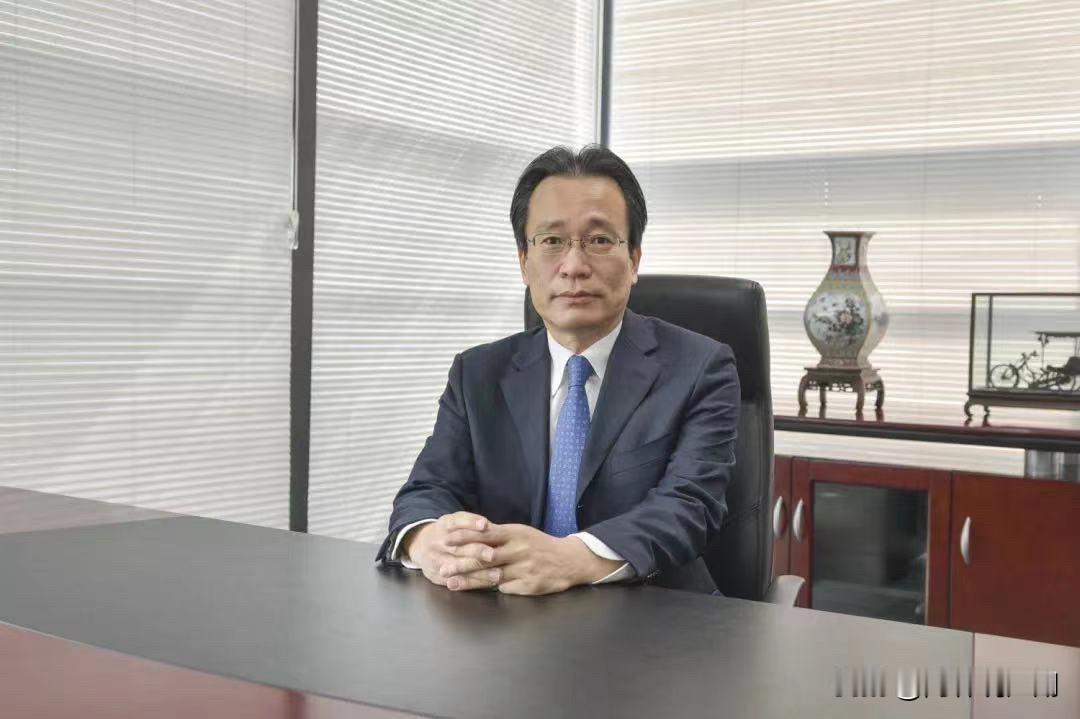 拿三份工资！谁愿意走啊！现在但凡有点本事的日本老工程师，来了中国，就没几个愿意回