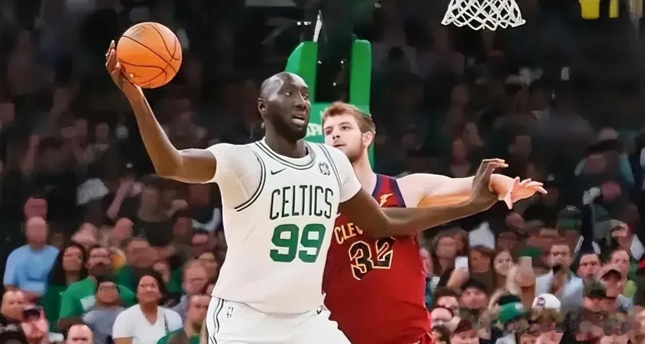 这新疆队的大外援法尔，已经决定前往NBA联赛的雄鹿队打球，法尔将会继续追逐自己的