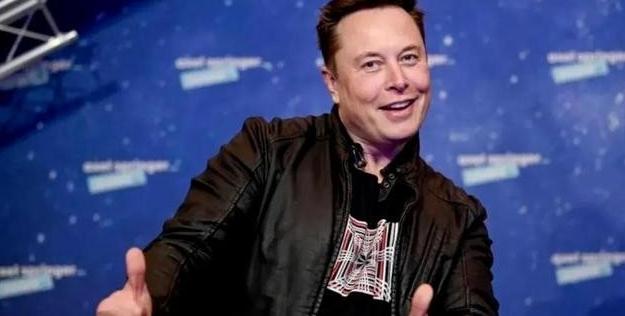 千亿首富马斯克又语出惊人：“每天能赚好几亿，可我活得像个普通打工仔，没房产没豪宅