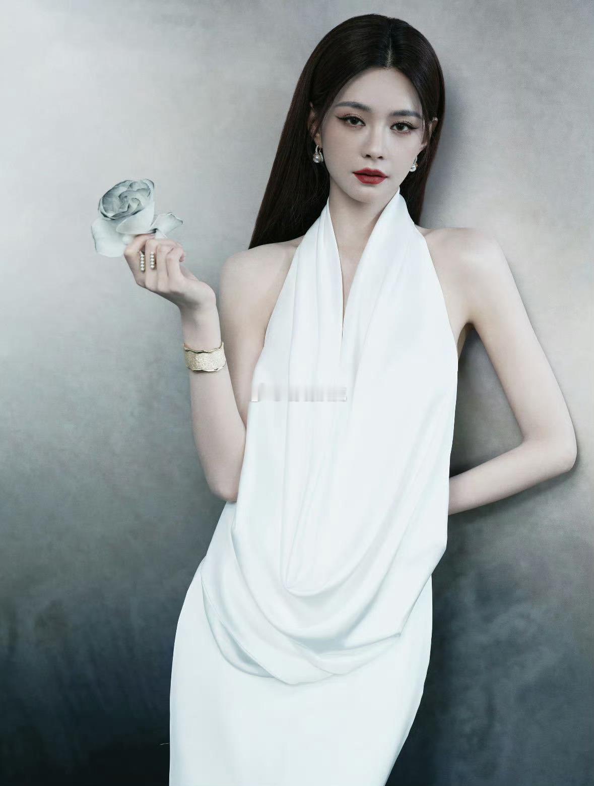 沈梦辰一套又一套眼前一亮又一亮 《声鸣远扬》的快乐是沈梦辰给的！混搭叠穿玩转时尚