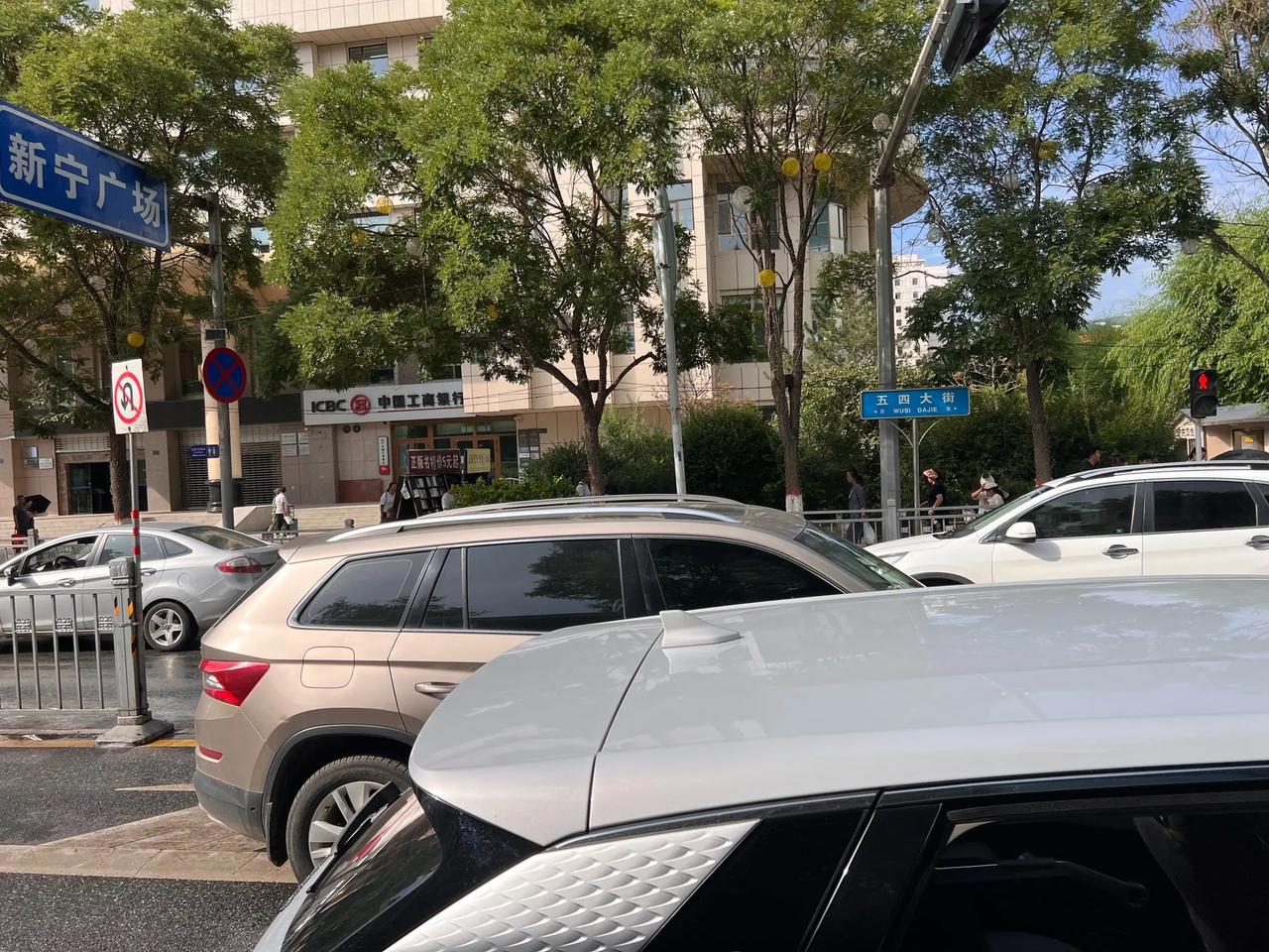 于海青：为何说青海西宁的城建越来越好了？ 说起青海西宁，大家都不陌生，因为到了夏