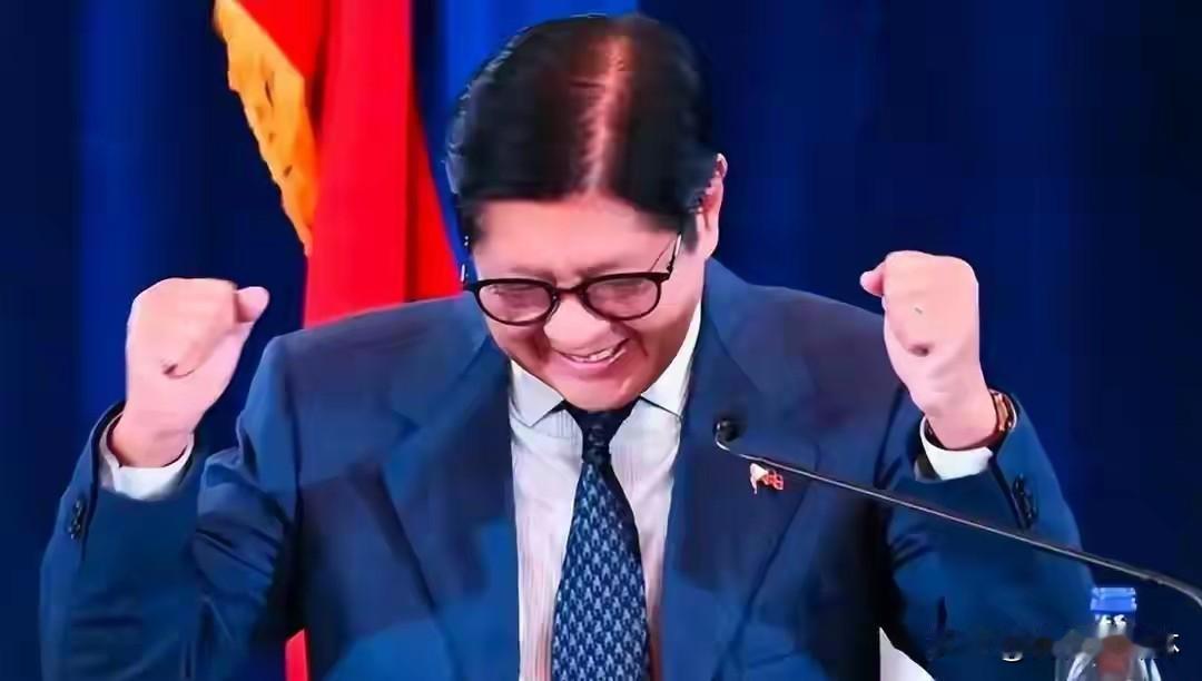 内政围剿陷入僵局，借南海转移矛盾落空！中方法理文件直击马科斯政府双重困局
 
