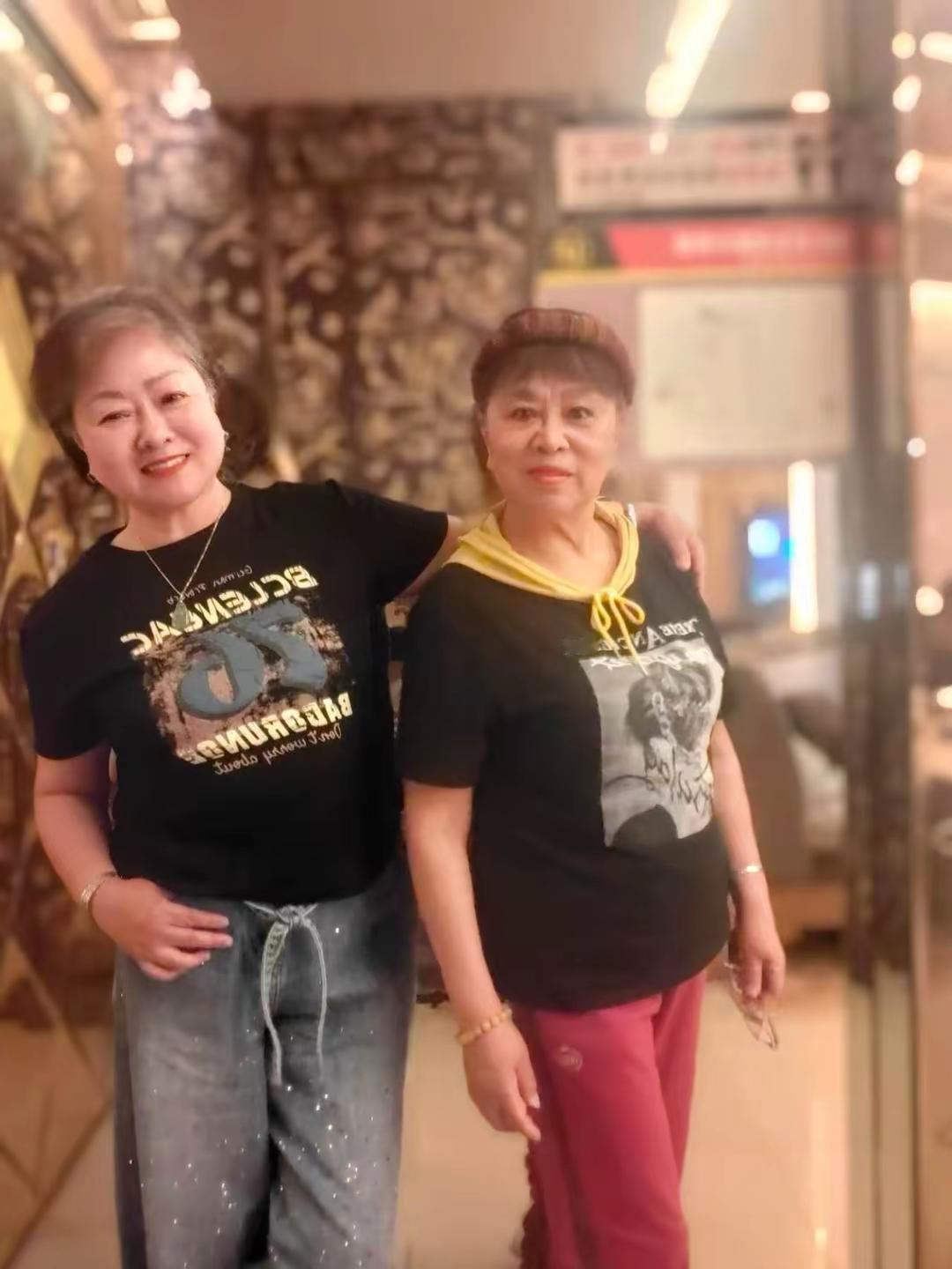 相聚一刻直千金 ，一起美美哒