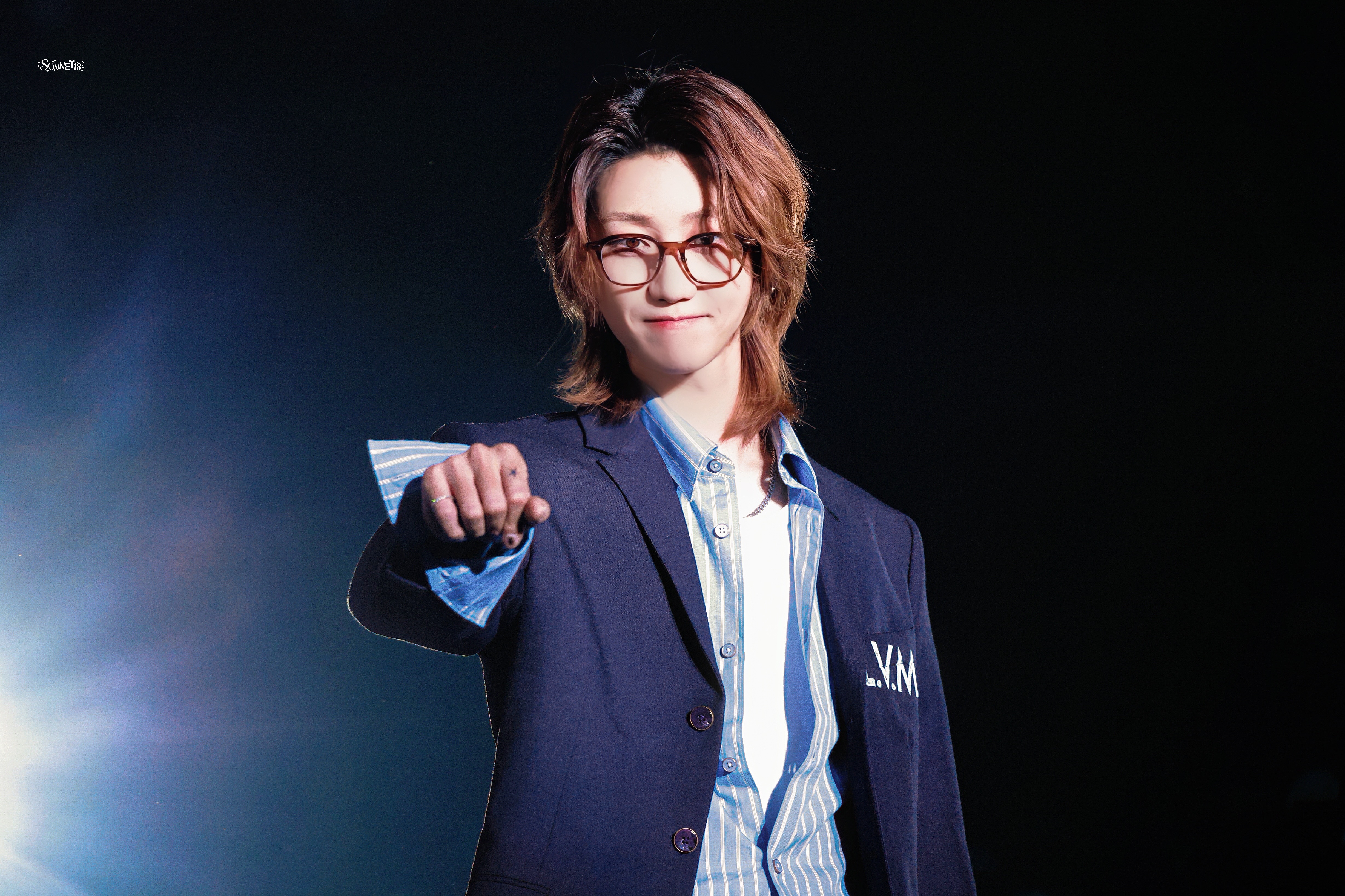 徐明浩 × 福冈演唱会，身穿Louis Vuitton 2026春夏系列登台，多