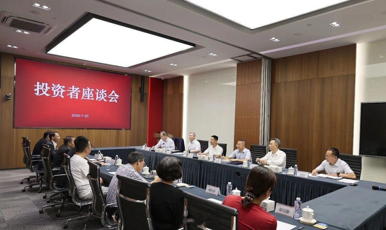 尾盘指数惊天大逆转，沪指涨近1%，科创板从-4%到拉红，大哥确实出重拳了！但拯救