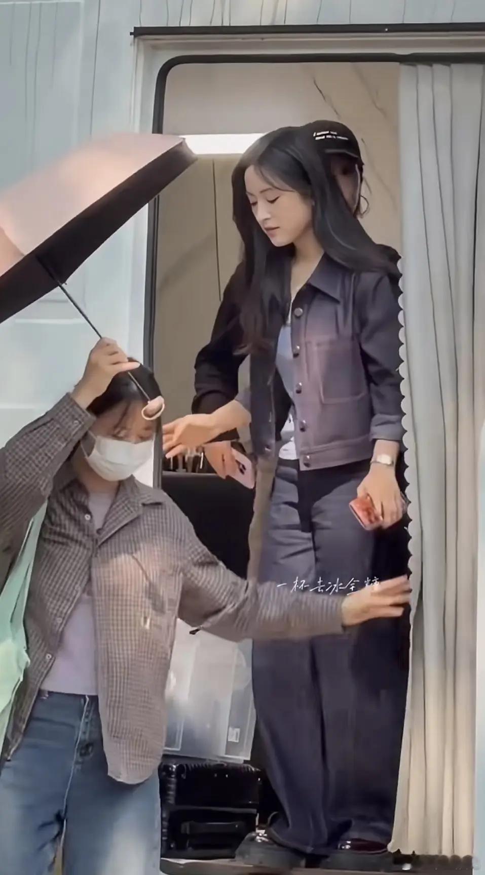 月月这不是五五分身材吗，过得好爽，身材不管理还有戏拍