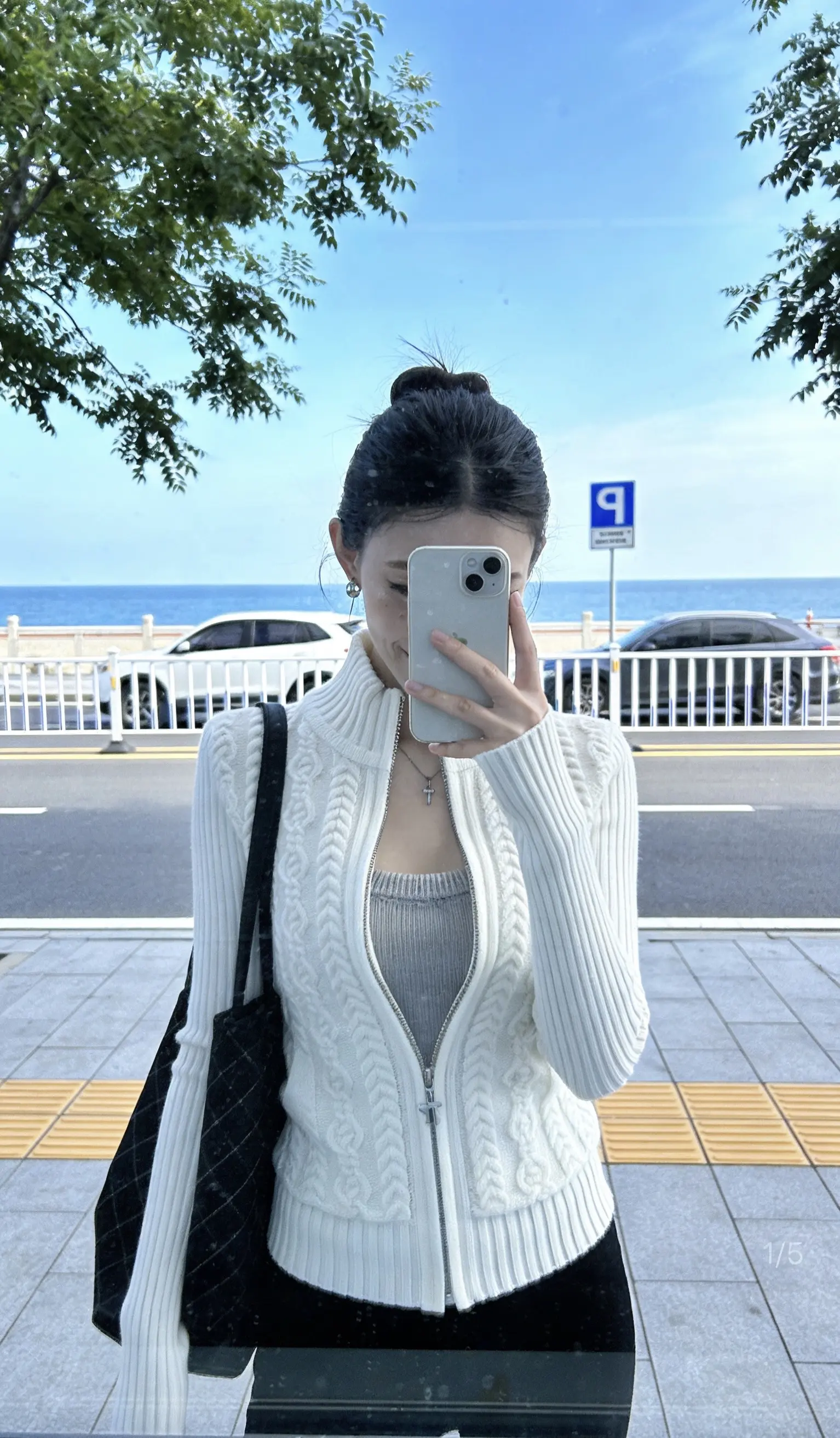 “真心这辈子是没有了，只剩良心了           谁对我好，我对谁好…”