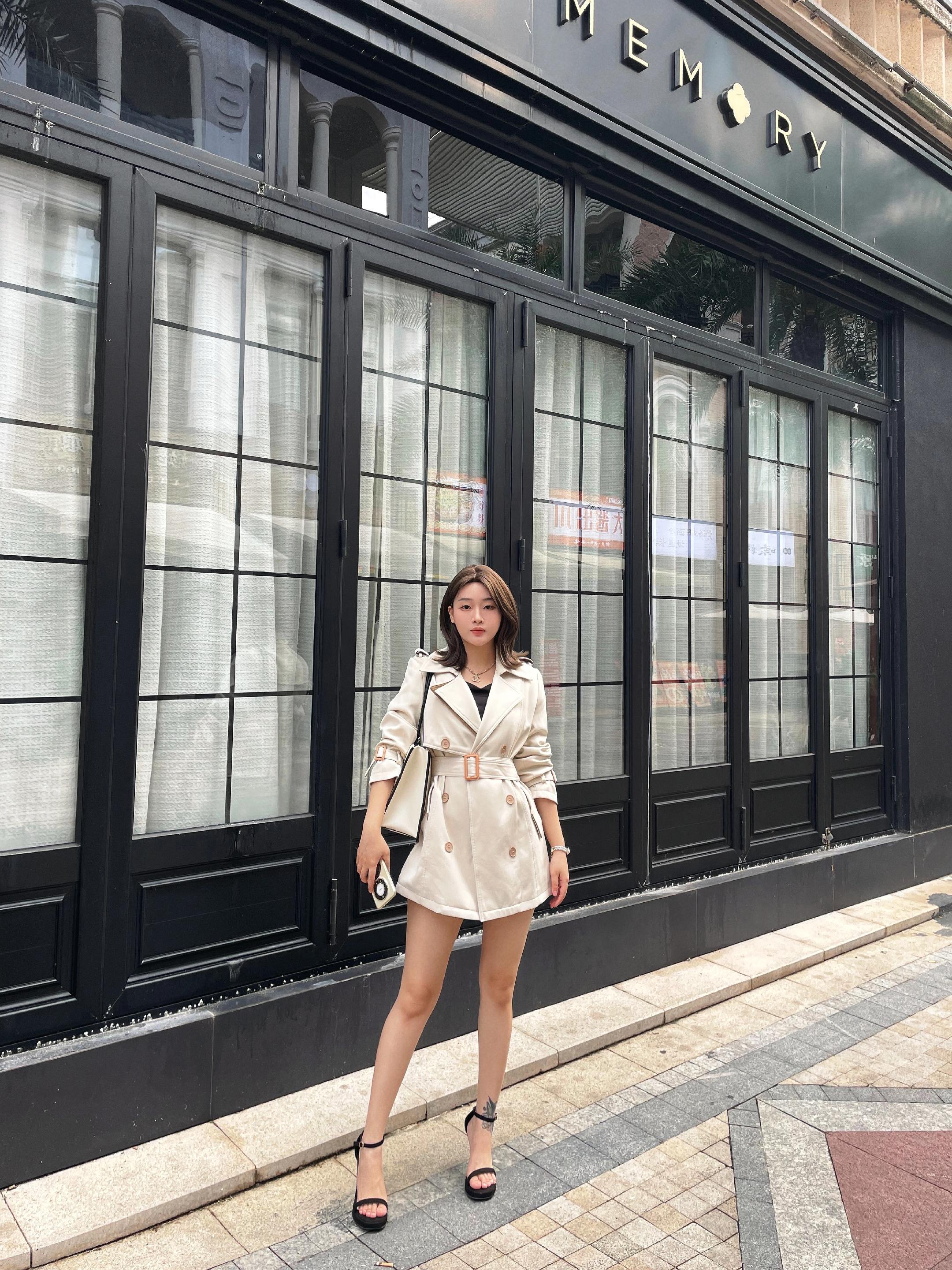 比起倾诉自己的委屈和不甘 沉默或许更好。