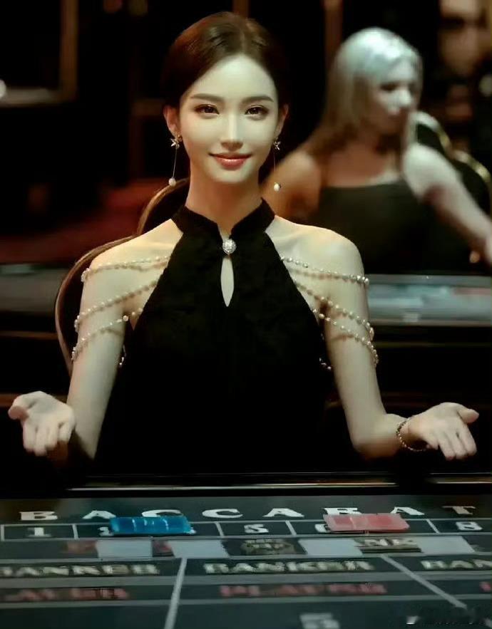 听说男女的审美是不一样的，女性都觉得左边好看，男性会觉得右边好看 
