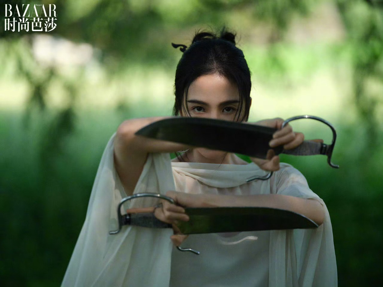 时尚芭莎十月刊中国武侠特辑唐诗逸以柔克刚芭莎大片 摄影/张悦 ​​​