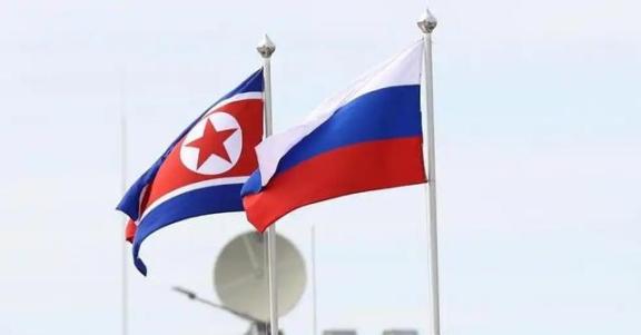 现在看看朝鲜的下场，就不难理解我们为何不向大俄提供军事支持了。在俄乌冲突中，一向