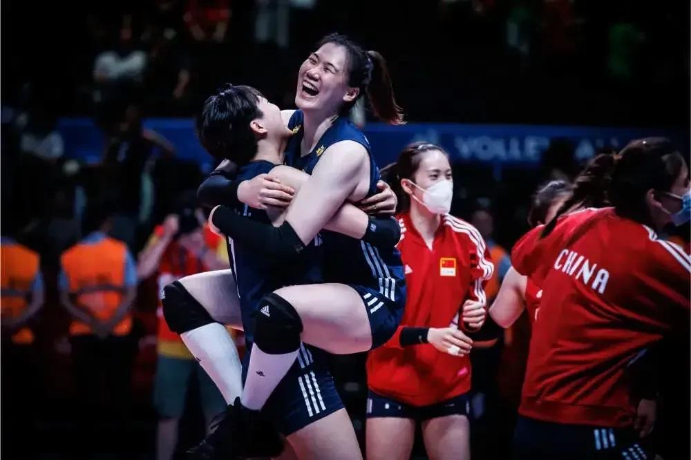 张常宁回来了，王云蕗该何去何从？
2024年的女排国家队，张常宁如期归来，作为里