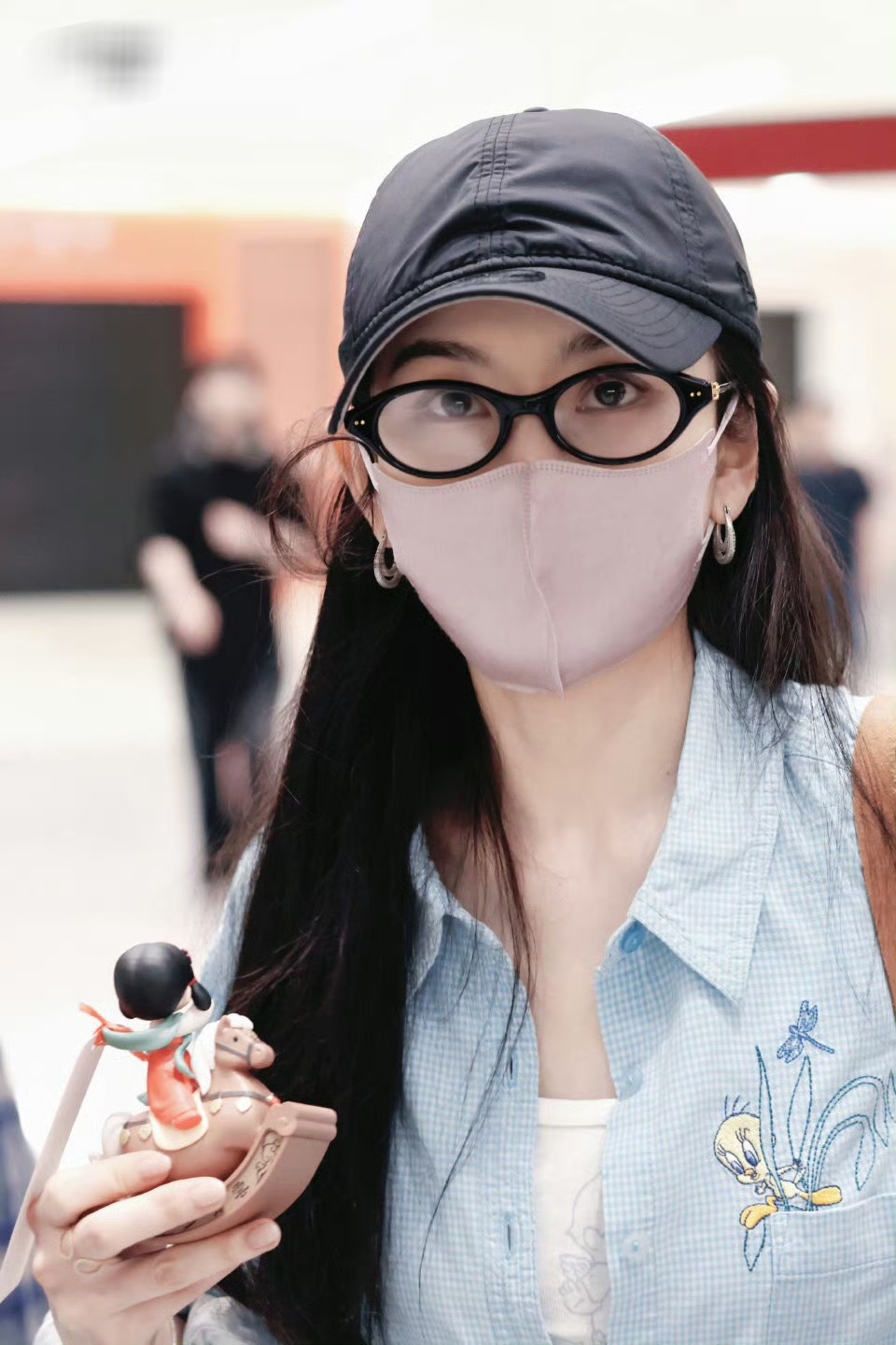 宋祖儿说你们不要叫我姐姐祖儿好美呀，简直就是我女神，下次直接喊老婆[doge] 
