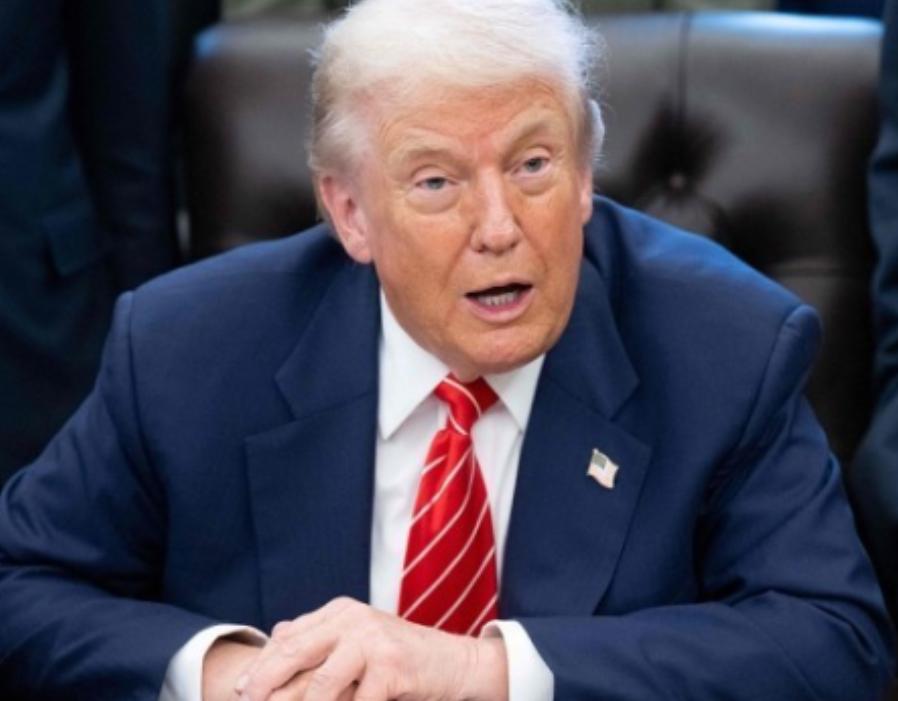 特朗普计划让中国数千架波音客机全部停飞。

特朗普也不是能直接下令让中国航司停飞