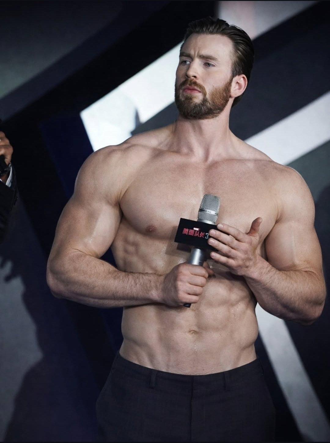 爱他！身材很好