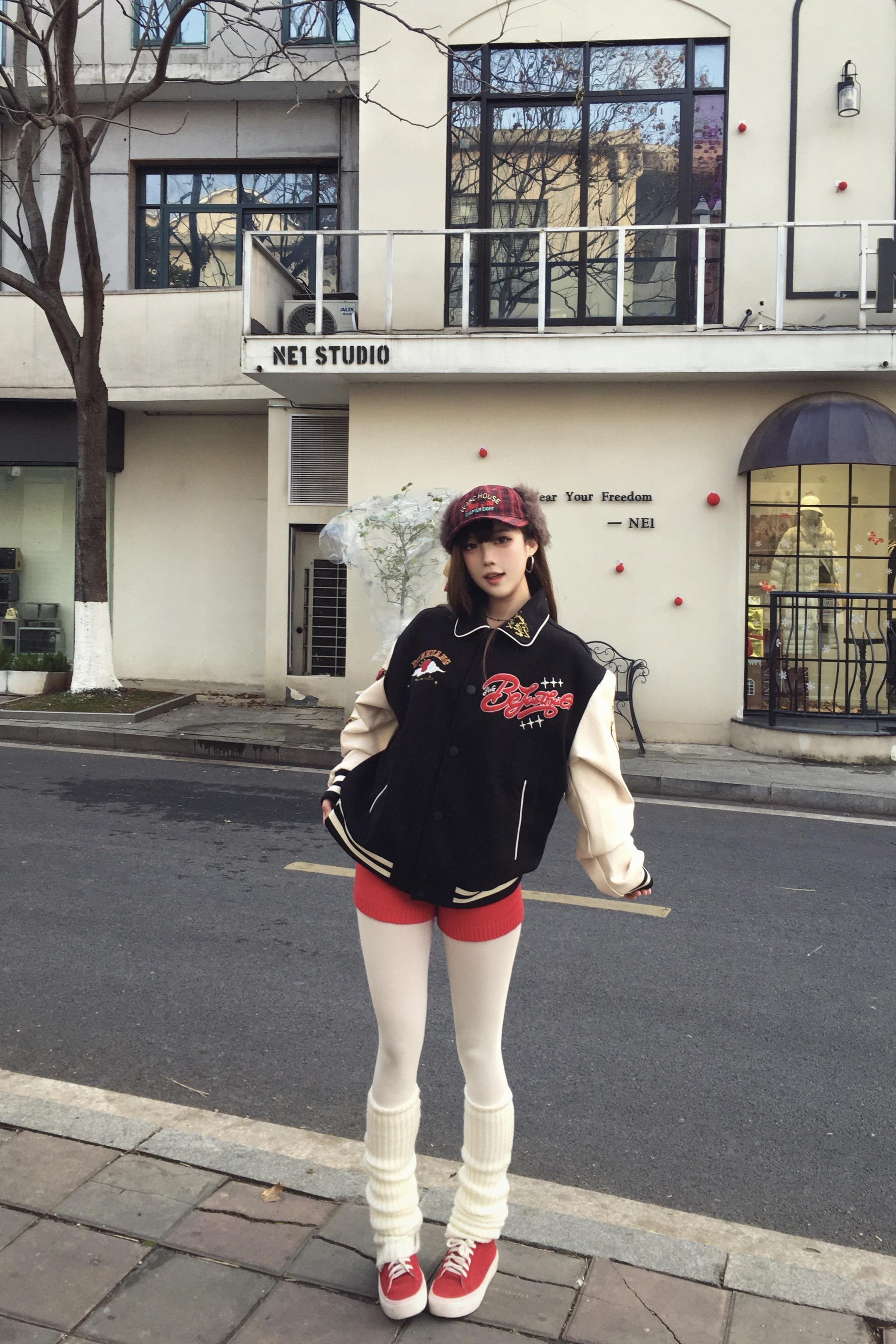 我再也不会觉得任何一个女孩比你更加可爱 如果有 那就是明天的你