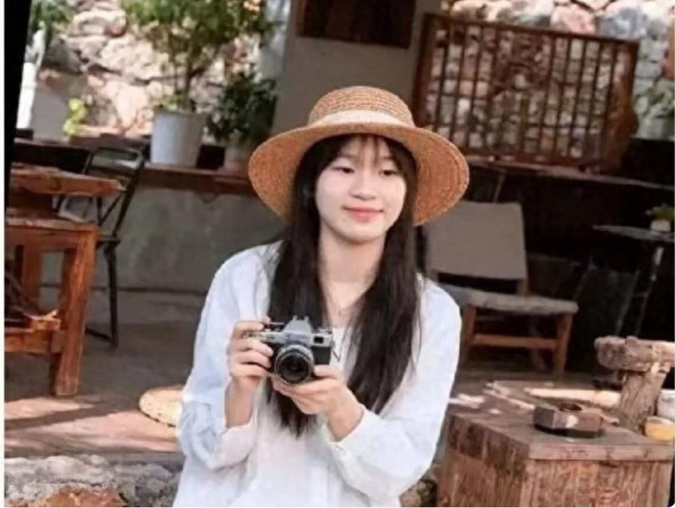 太美了，全红婵长发飘飘大变样，即将官宣新代言，走少女系风格！ 