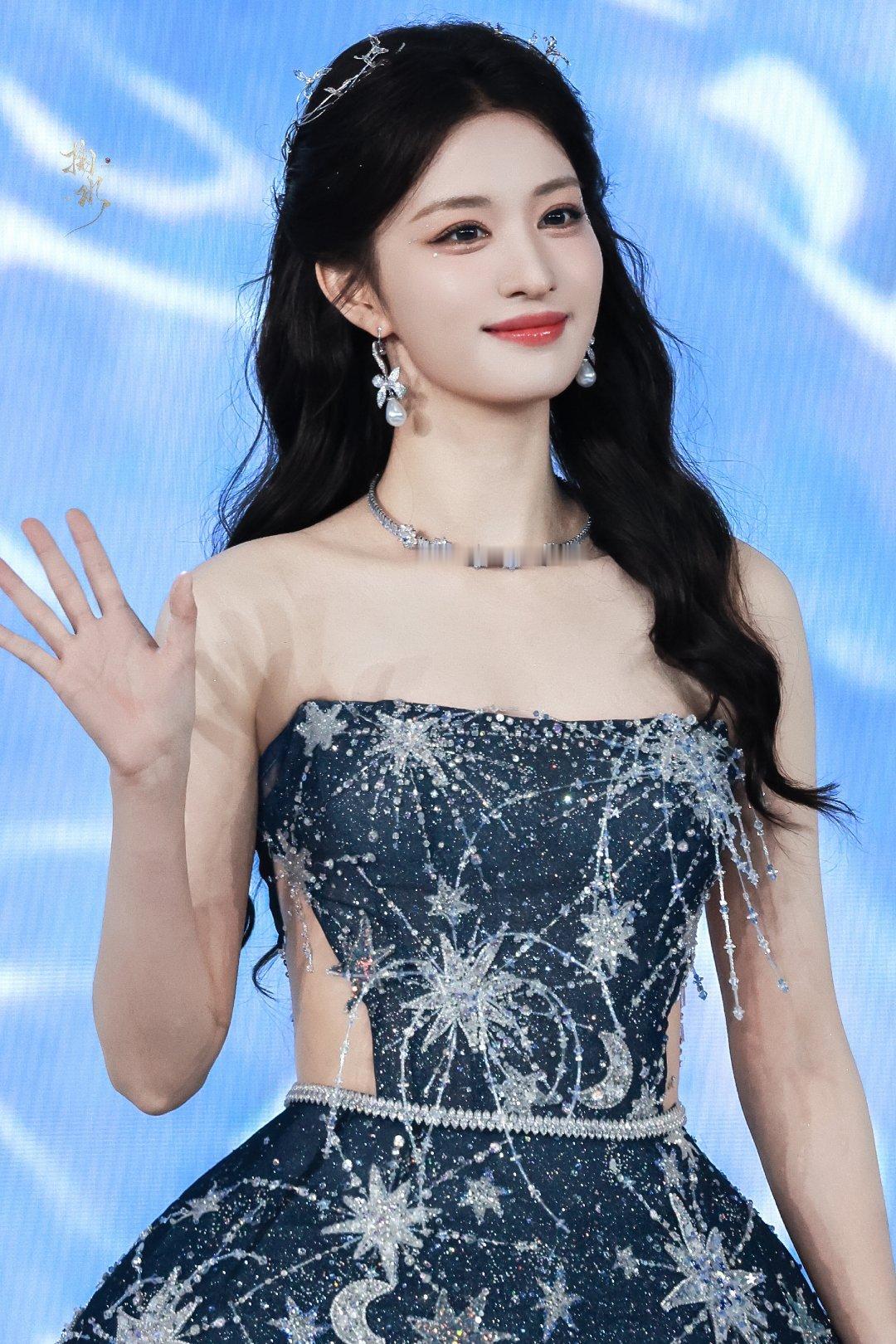 王楚然 wcr王楚然浮生wcr 王楚然娑椤我的世界 你是c位 永远都是૮₍♡>?