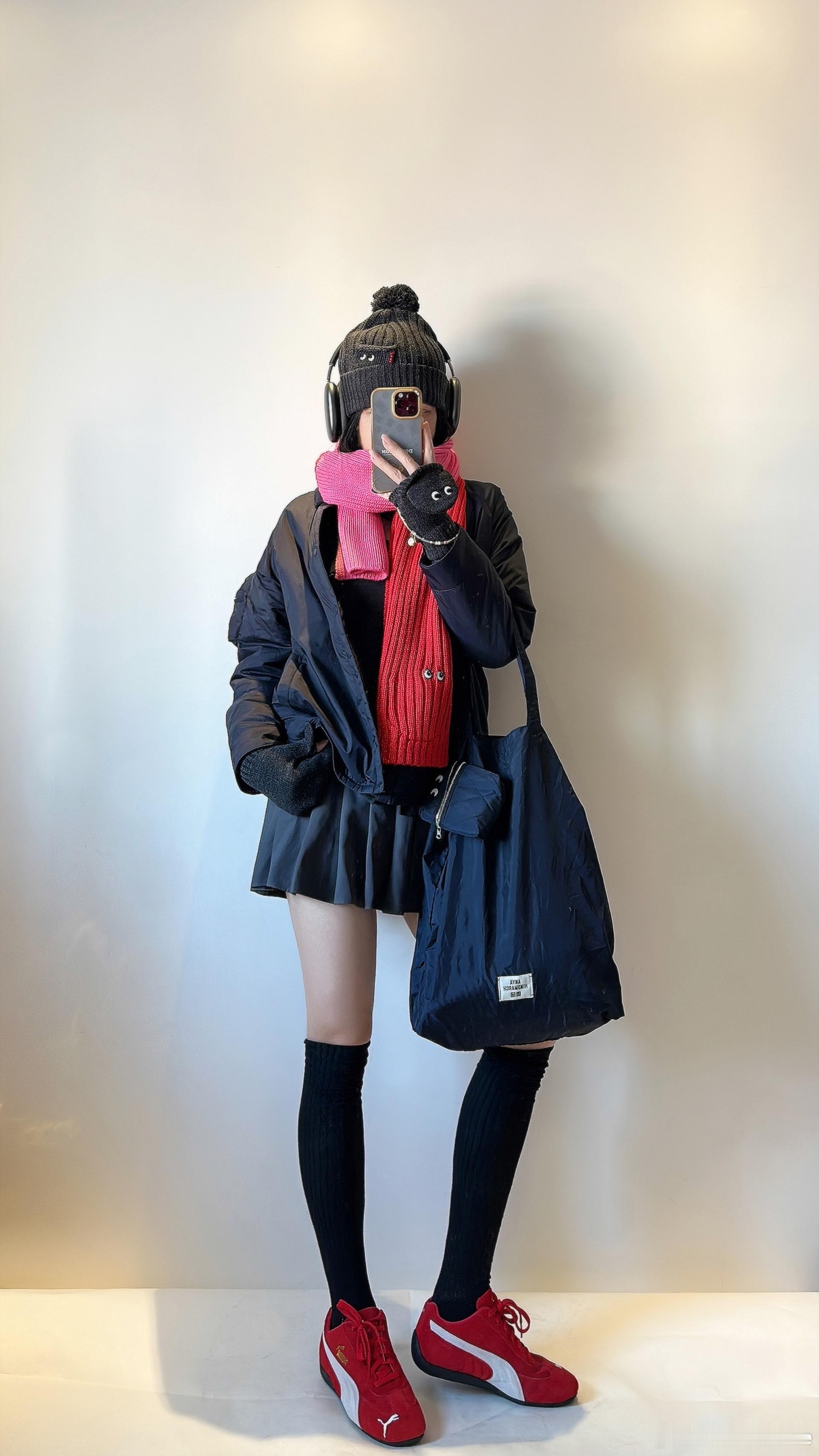 上身一下这次优衣库和ANYA的联名🛫️🛫️把所有都买回来然后留下了这些[兔子