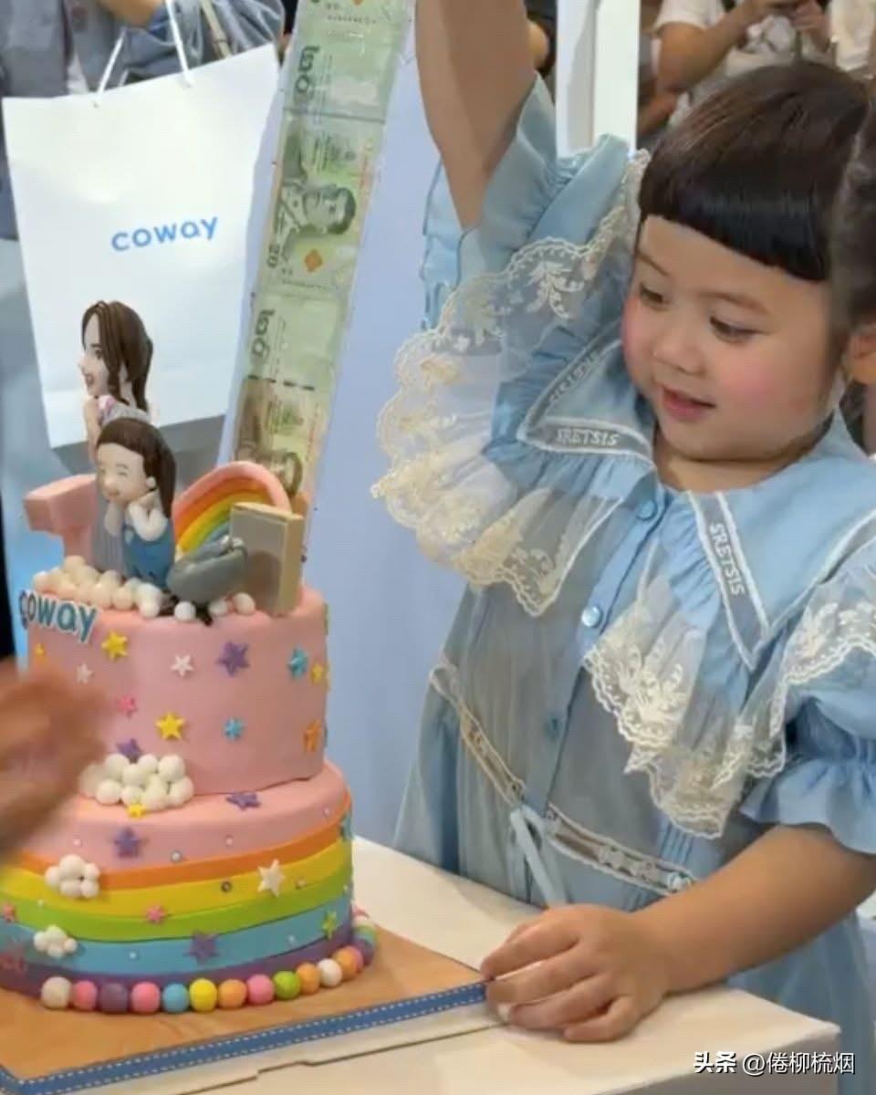 小Gale4岁了。。💰🎂🎉