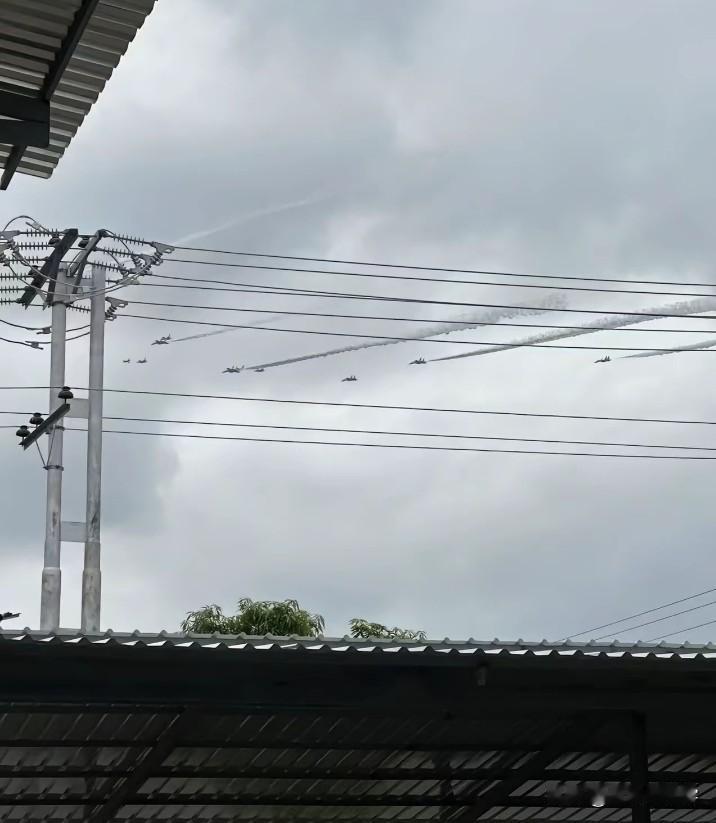 不经感慨，真理只能掌握在炮弹之中！

委瑞内拉的总统已经被抓了。
在特朗普承认入