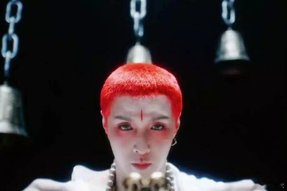 张艺兴的艺术审美怎么有点看不明白了 ​​​