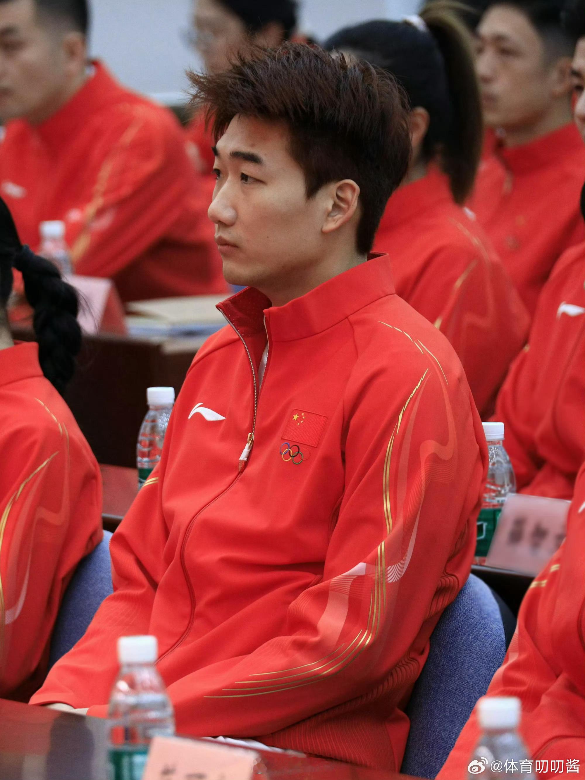 高亭宇展望第三次冬奥之旅高亭宇说已做好准备发博：即将踏上我的第三次冬奥之旅。这份