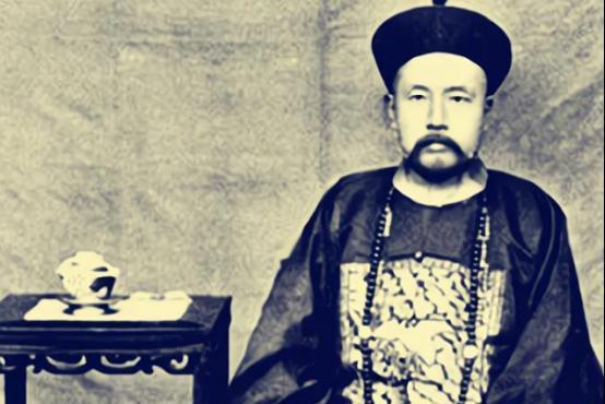 1907年7月7日，34岁的徐锡麟被清政府残忍的杀害了，他的心肝被挖出来炒菜，生