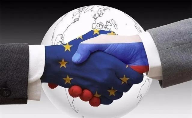 这几天德国总理默茨公开说俄罗斯仍是欧洲国家，希望欧盟能与其找回关系平衡，无独有偶