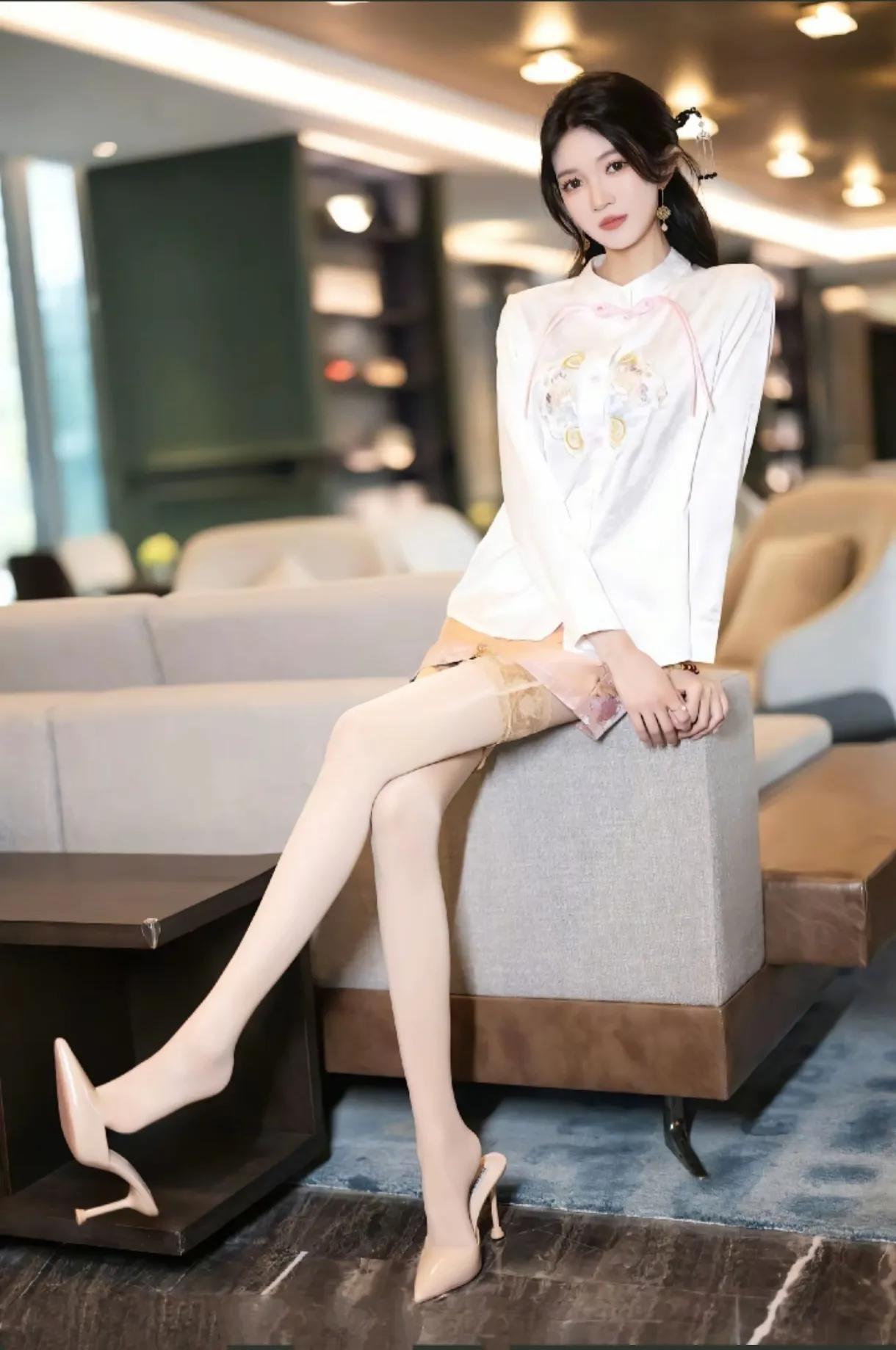 优雅的东方风情，时尚与古典的完美结合。美女人像群 完美身材 性感