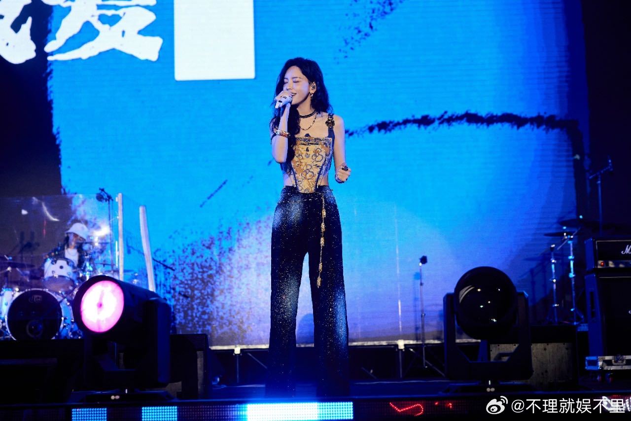 于文文南京演唱会开票于文文南京演唱会✨打破自我边界，奔赴金陵之约！于文文全新巡演