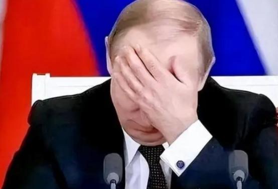 现在的俄罗斯大概率只剩下两条路了：要么低头，把吞进去的地全吐出来，赔到服气；要么