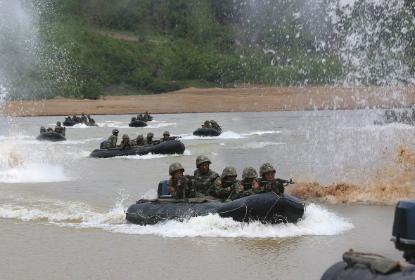 朝鲜这次终于从俄罗斯身上拿到自己想要的了，一大批支援物资正在往朝鲜赶来，这次朝鲜