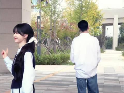 胡一天发18宫格告别角色胡一天 这是好的开始 《天才女友》收官胡一天发 18 宫